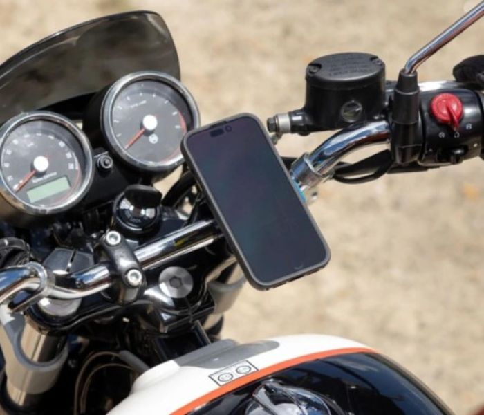 RAM Mounts X-Grip Motorrad Smartphone Halteklammer - Anwendung (Foto: BTS Business Trading Shops GmbH)