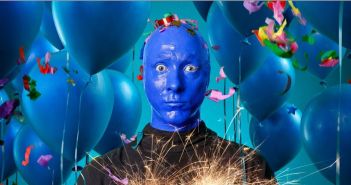 Blue Man Group Berlin feiert 20 Jahre Jubiläumsshow (Foto: Stage Entertainment)